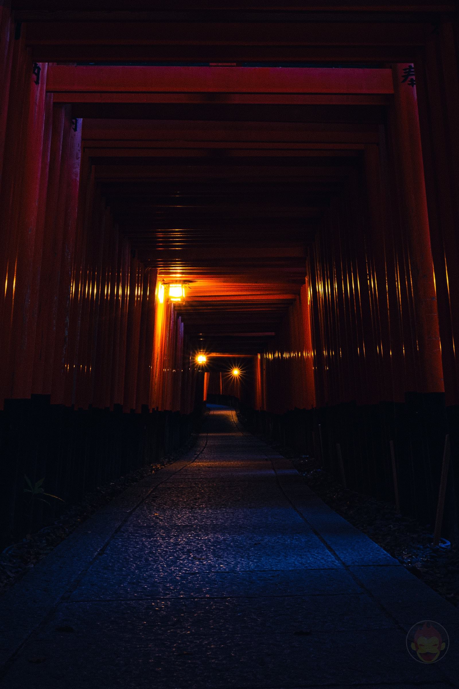 Kyoto Fushimi Inari at midnight 05