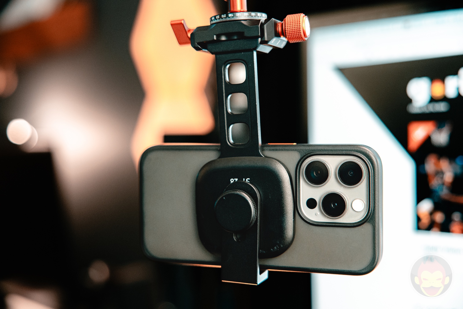 Monitor arm mount for camera and iphone 02