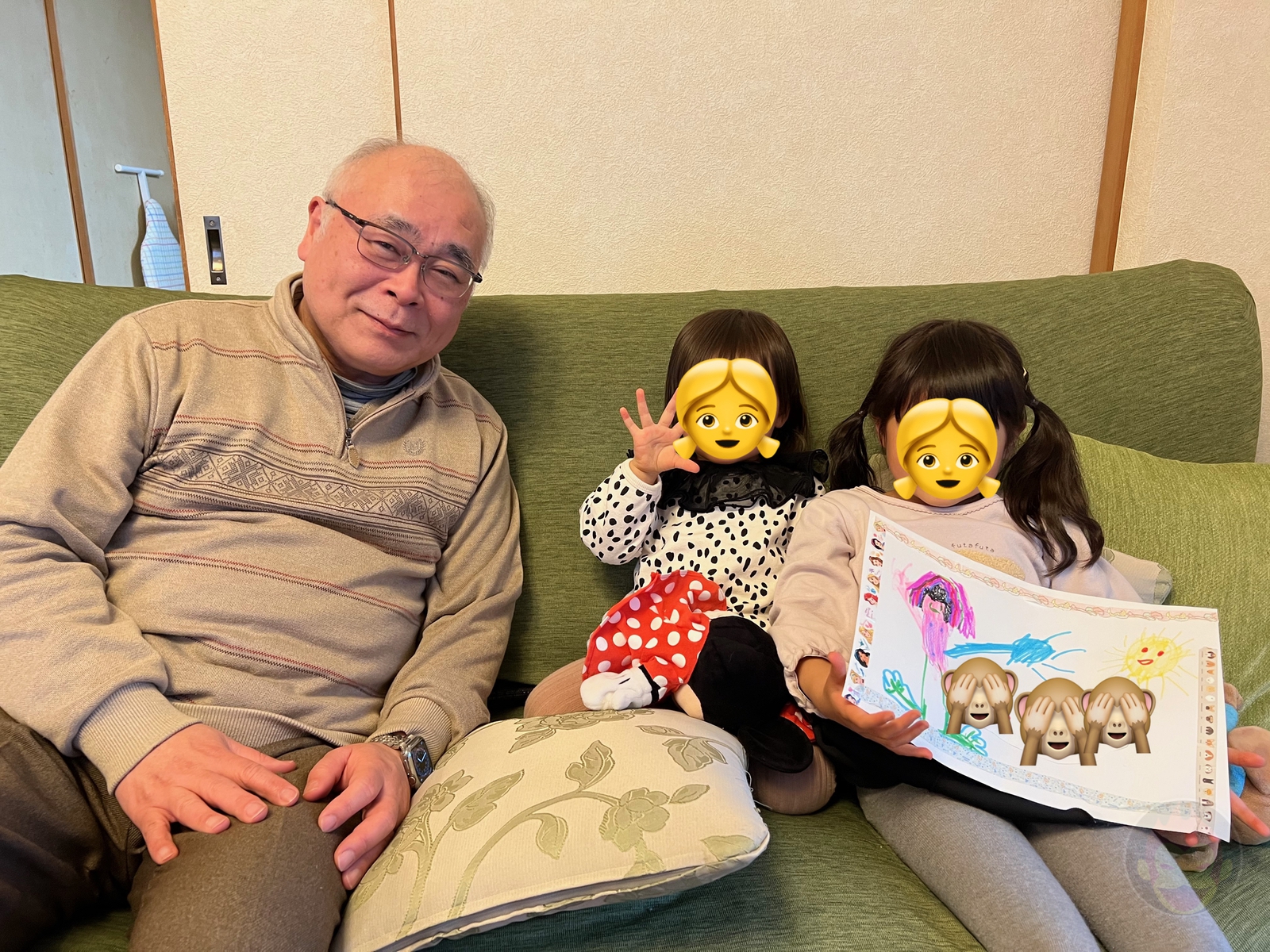 Dad-and-my-daughters-01.jpg