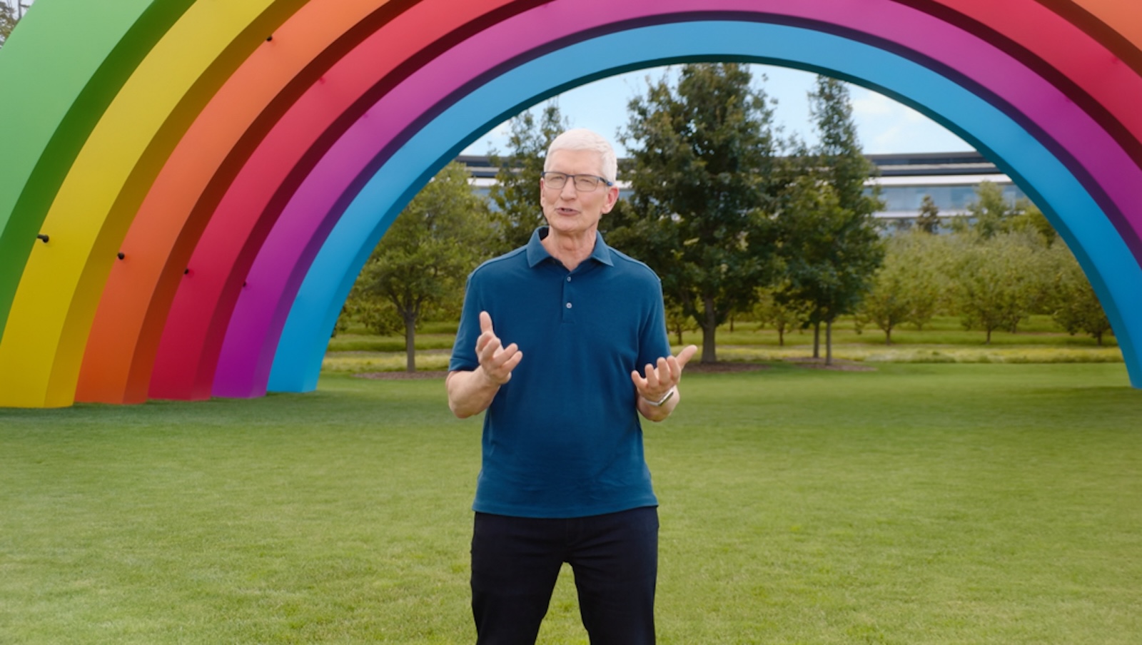 Its Glowtime Sep2024 Apple event 176