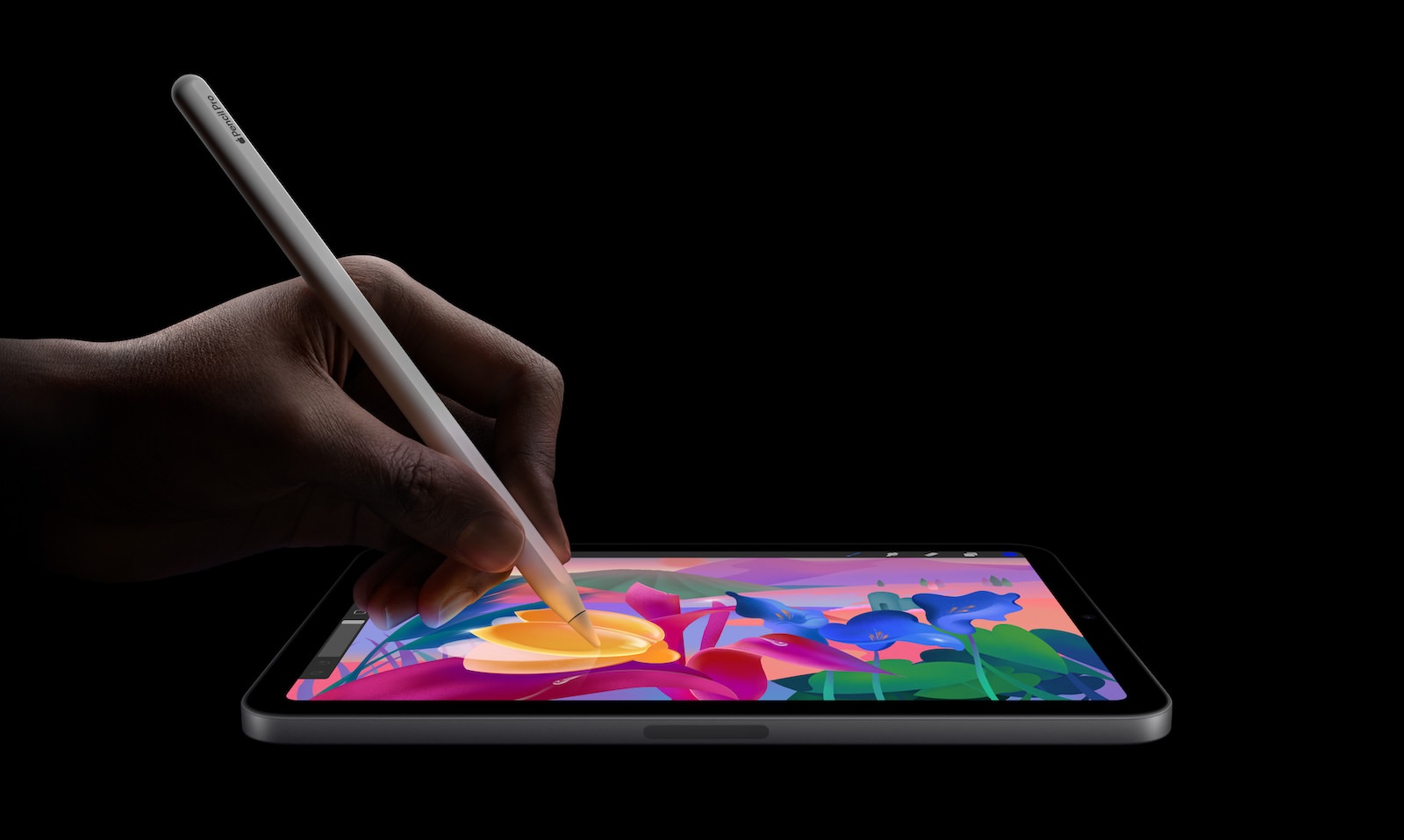 Apple iPad mini Apple Pencil Pro 241015.