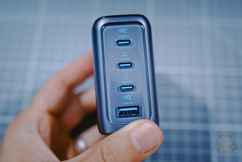 Anker-Charger-140w-4ports-04.jpg