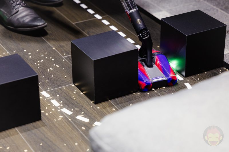 Dyson-PencilVac-Hands-On-Review-19.jpg
