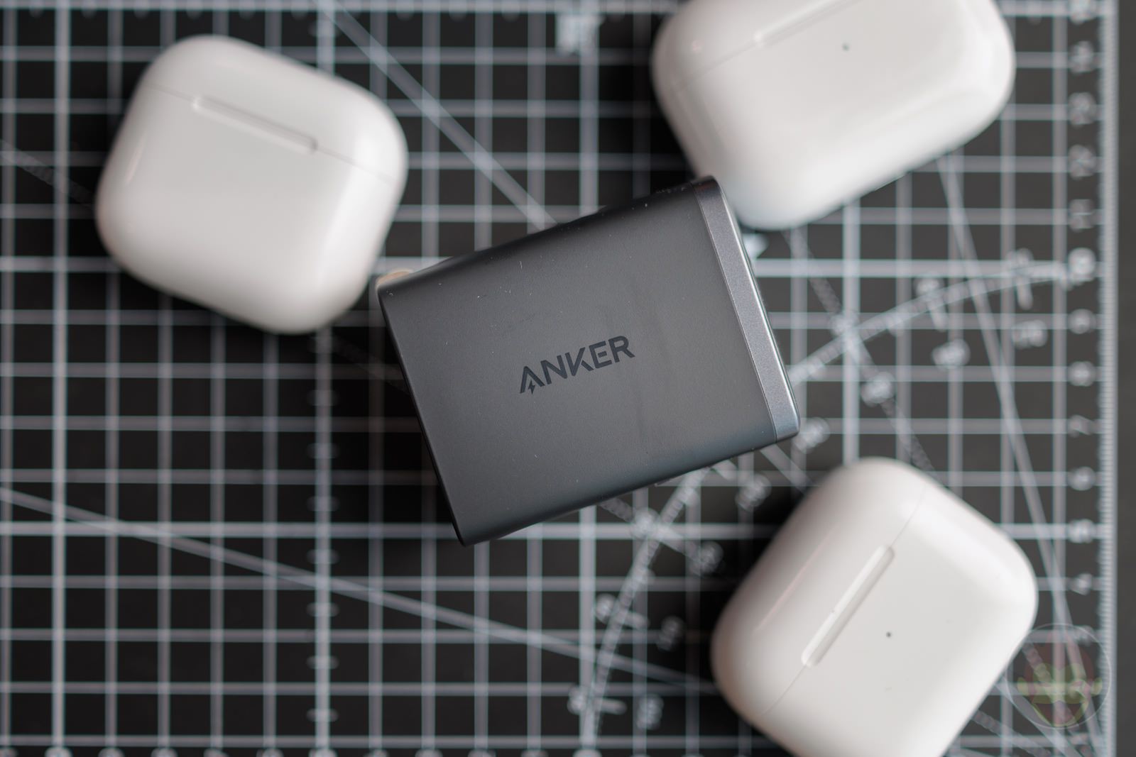 Anker Nano Charger 35w cable 01