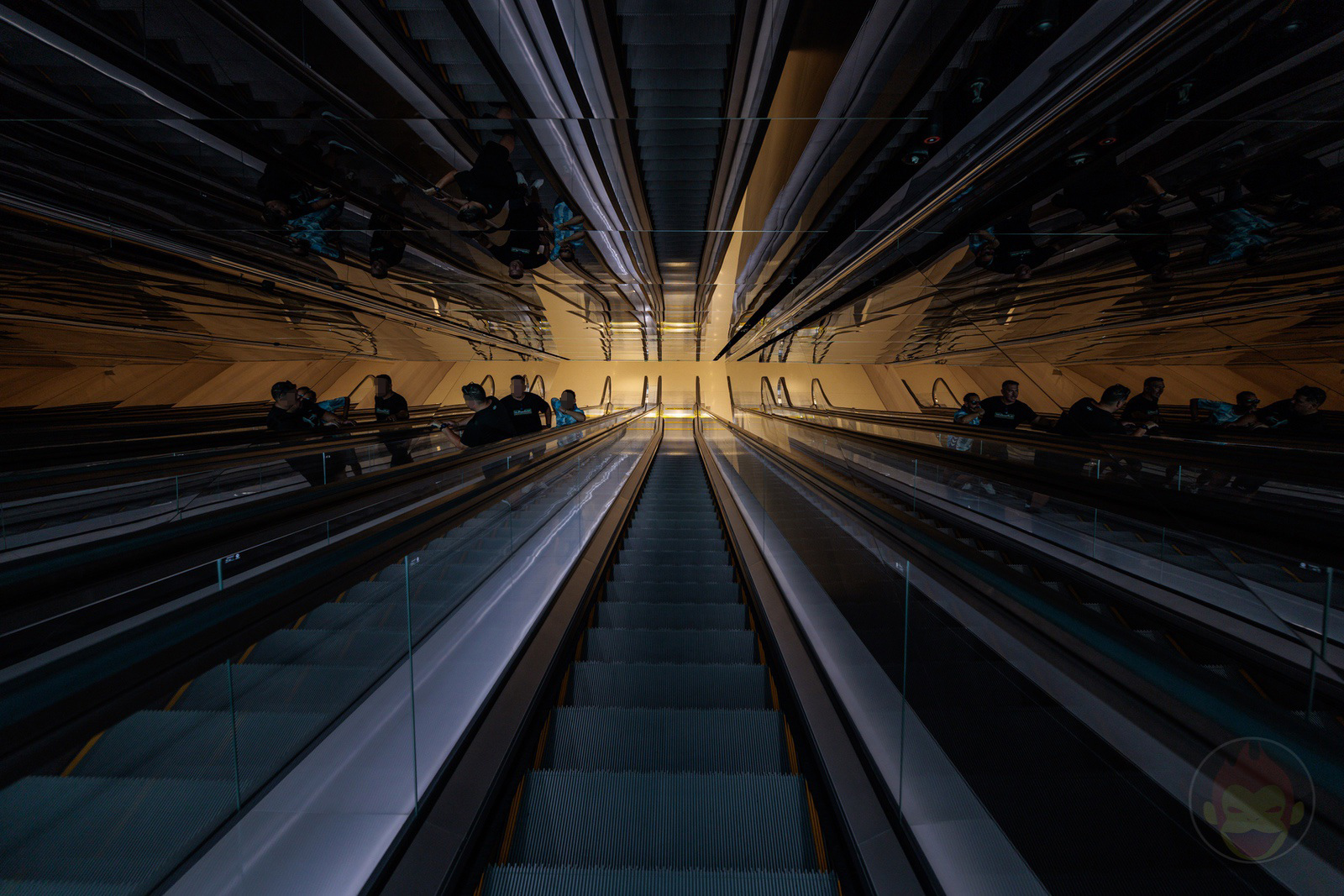 Apple Marina Bay Sands Report 16