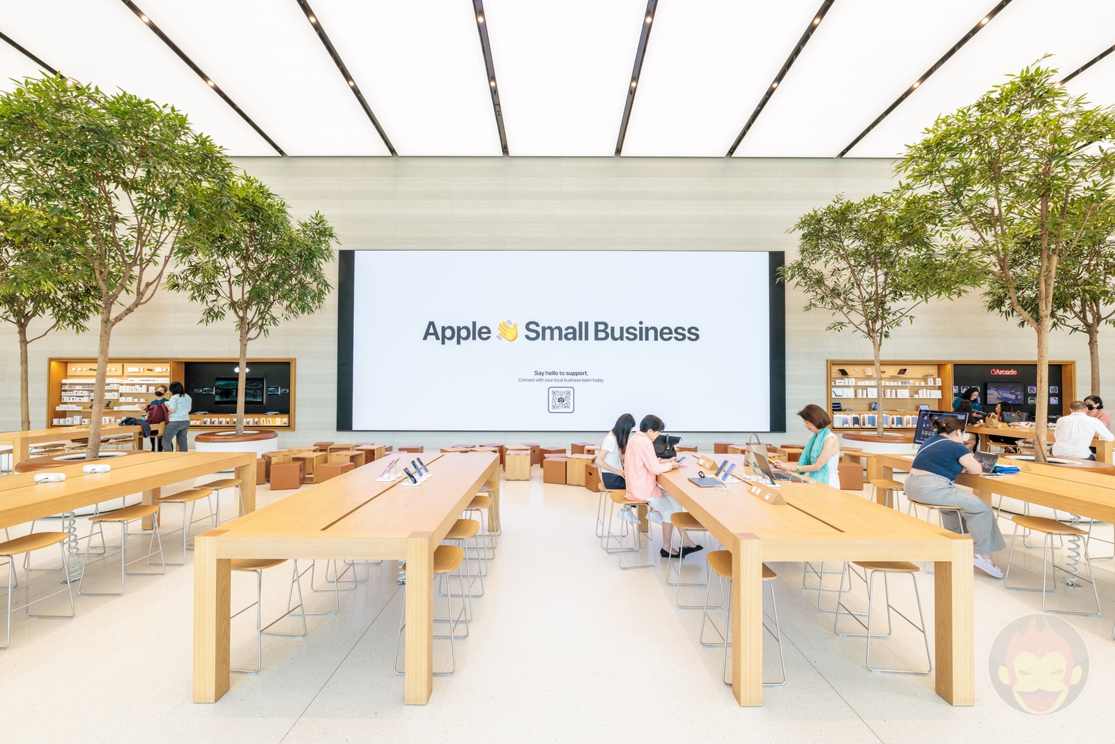 Checking-Apple-Orchard-Road-first-apple-store-in-Singapore-08.jpg Checking Apple Orchard Road first apple store in Singapore 08