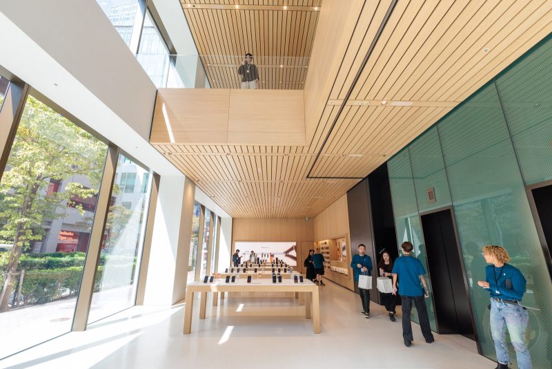 Apple-Ginza-PreOpen-20.jpg