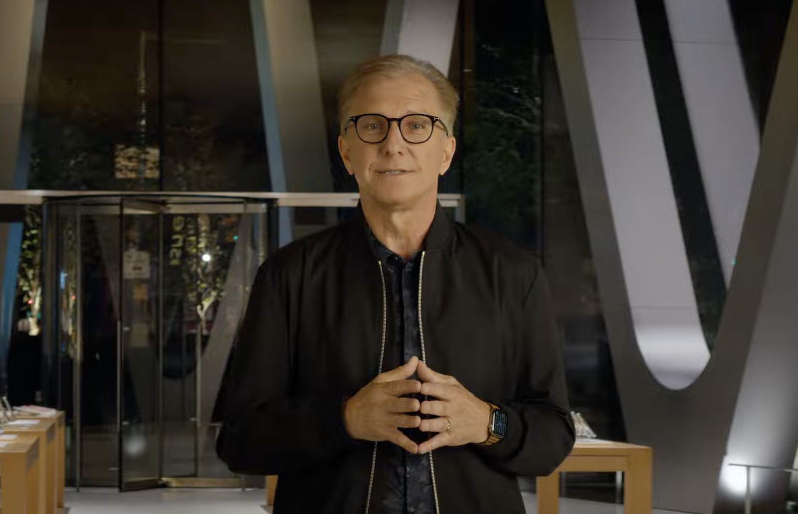 Greg-Joswiak-2.jpg Greg Joswiak 2