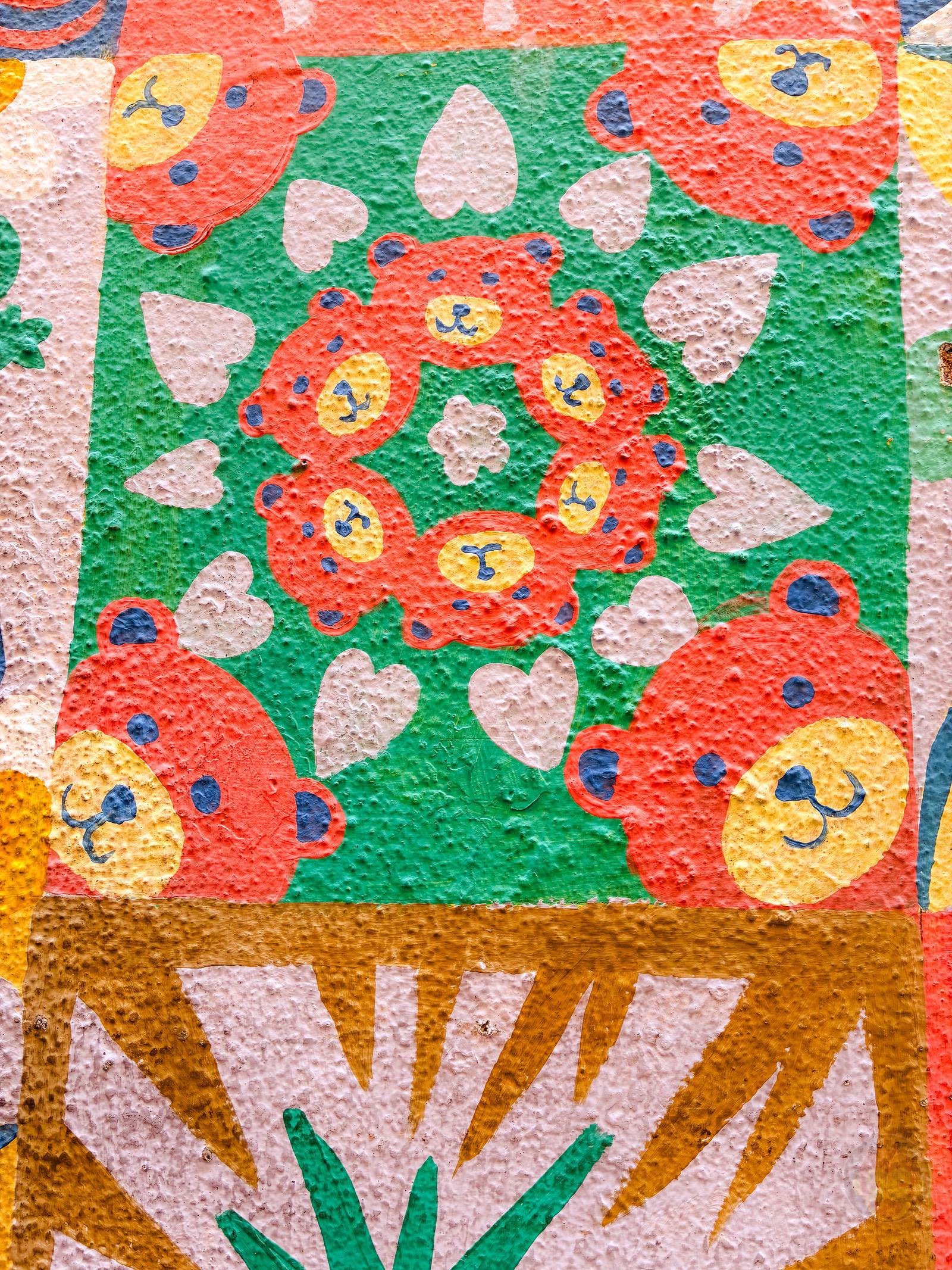 My Older Daughters photos at singapore with iphone16e 54