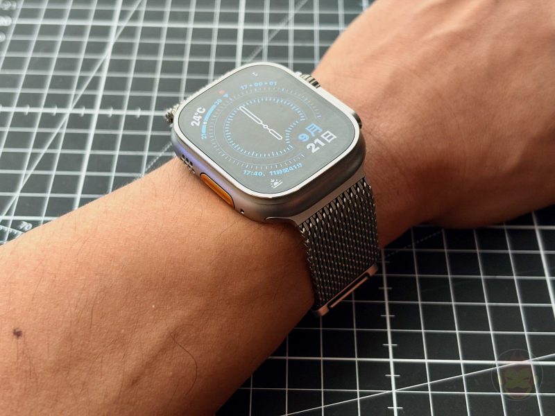 Natural-Titanium-Milanese-Loop-review-01.jpg