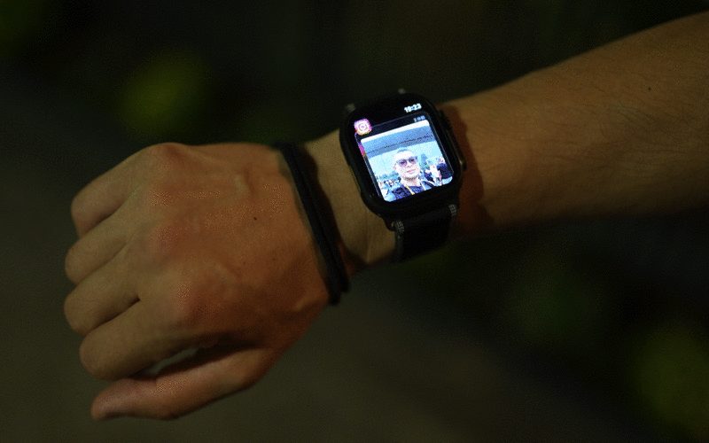 SnapWrist-to-dismiss-notification