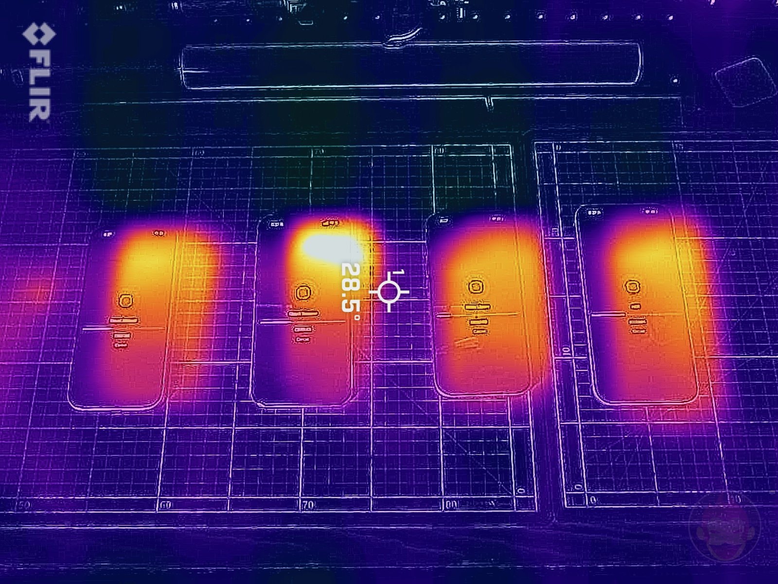 Thermography-camera-for-iphone17-and-iphoneair-11.jpg Thermography camera for iphone17 and iphoneair 11