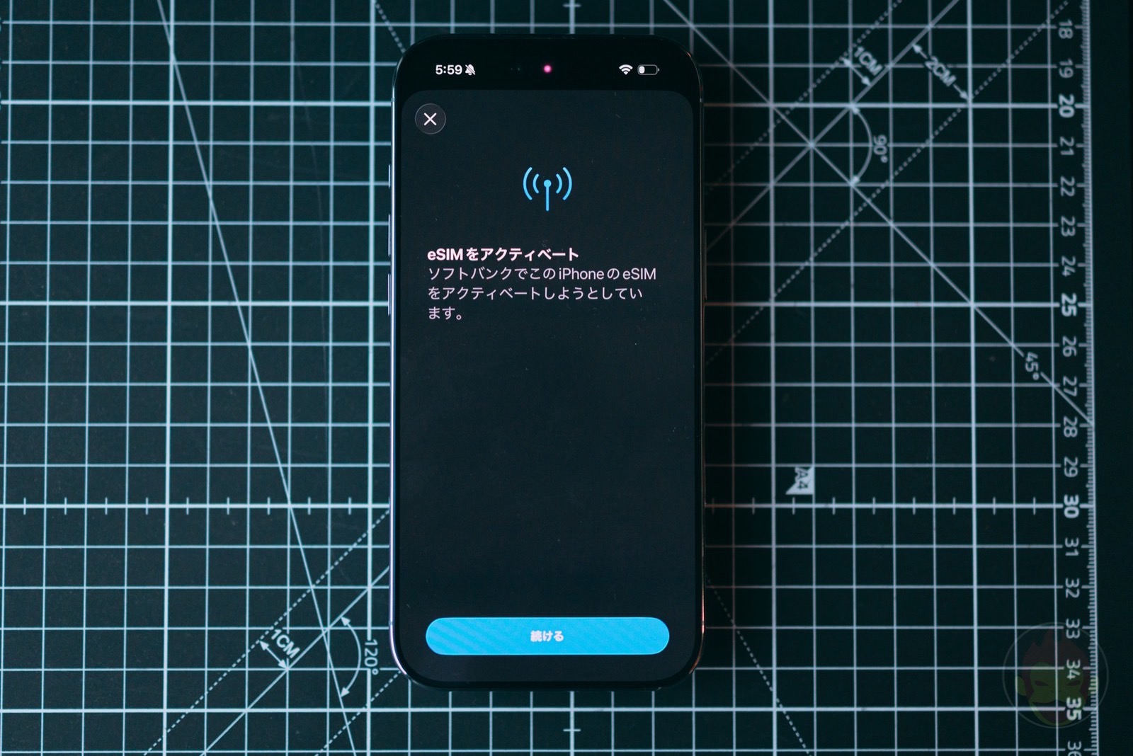 Thinnes of iPhoneAir and Activation of eSIM 06
