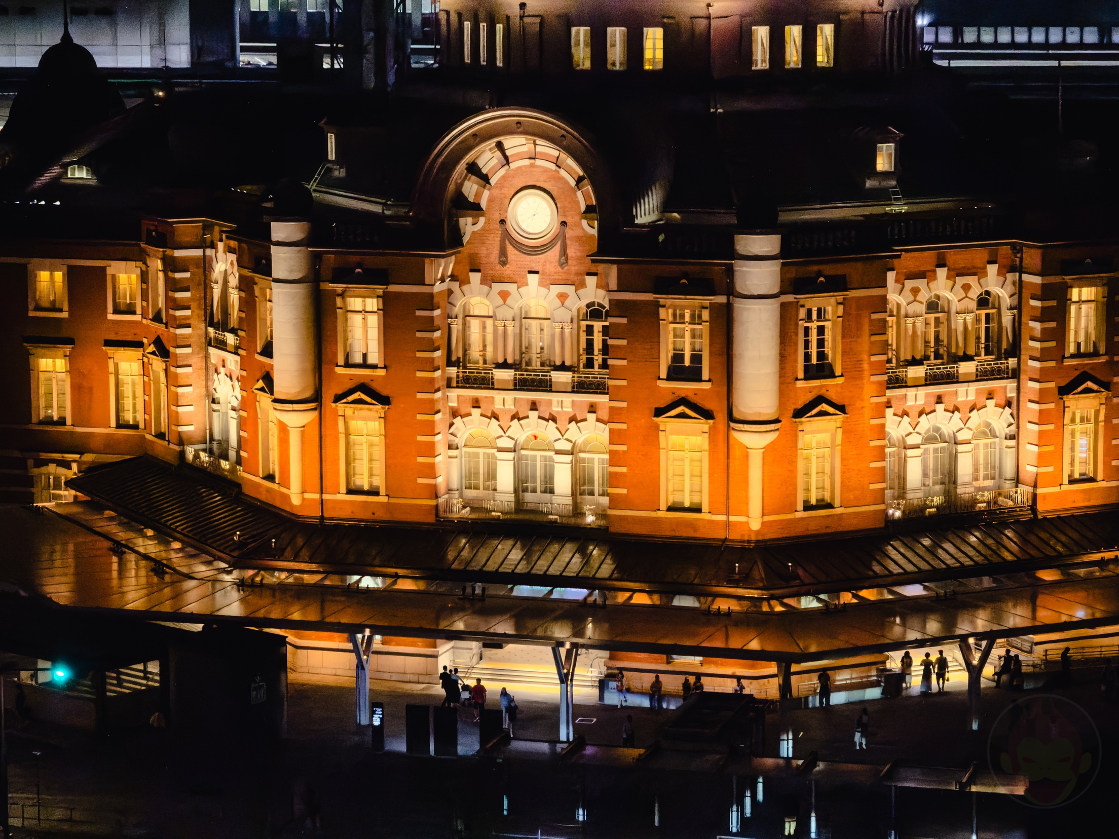 iPhone 17 Proで撮影する東京駅