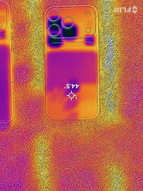 iphone-heat-and-selfie-cam-01