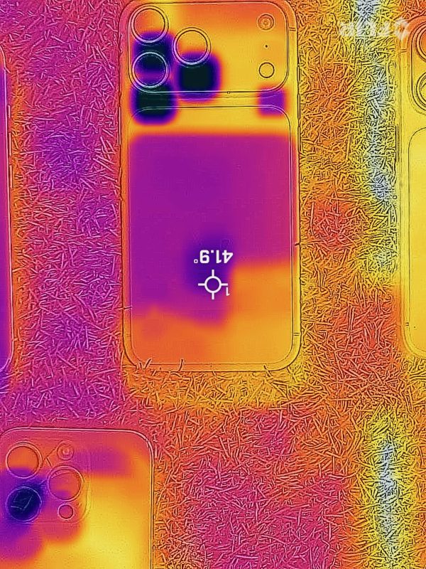 iphone-heat-and-selfie-cam-02