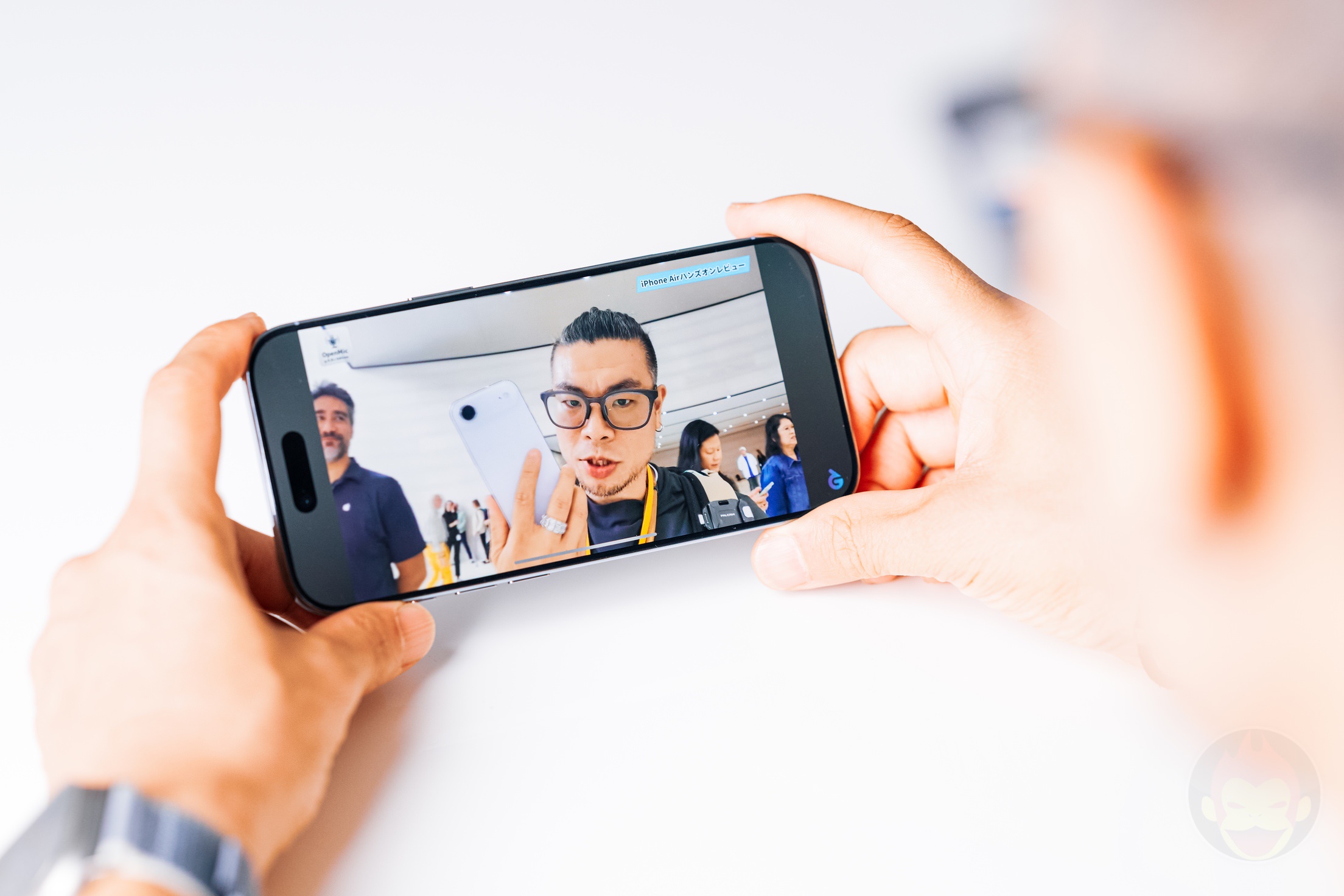 iphoneair-speaker-02.jpg Iphoneair speaker 02