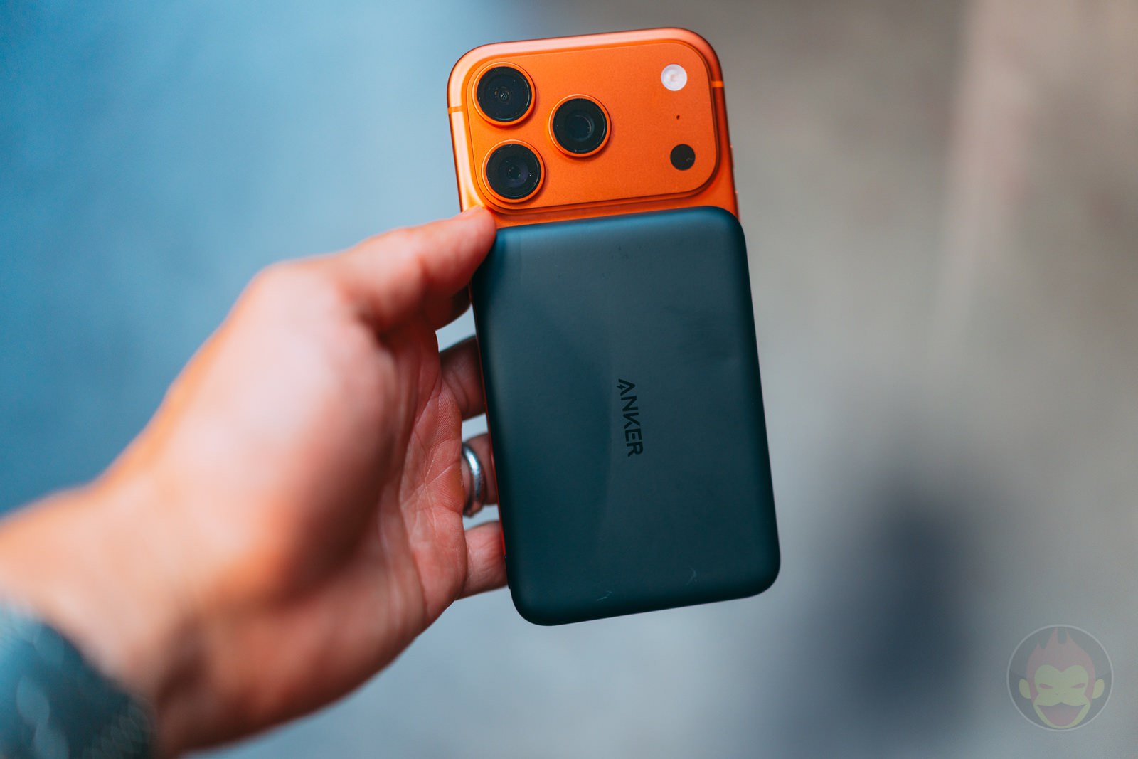 iPhone Air以外も対応する極薄MagSafeバッテリー、ありますよ