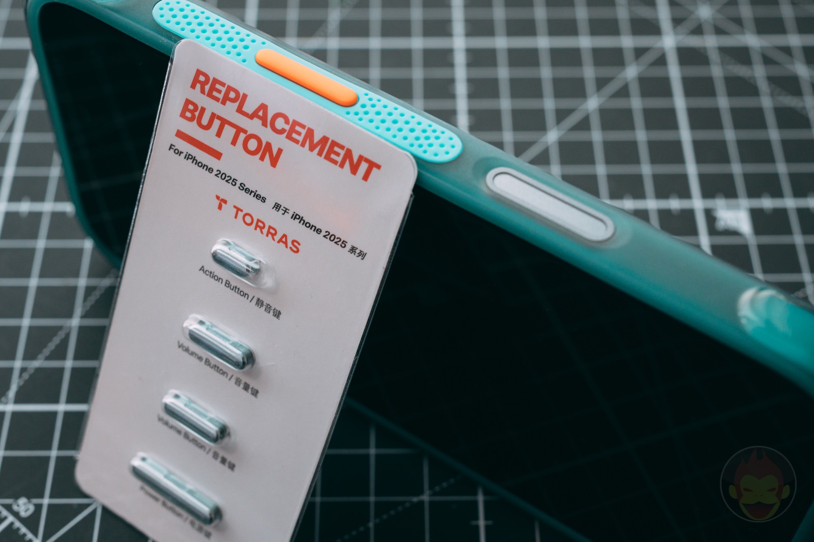 TORRAS Ostand Q3 Air 01