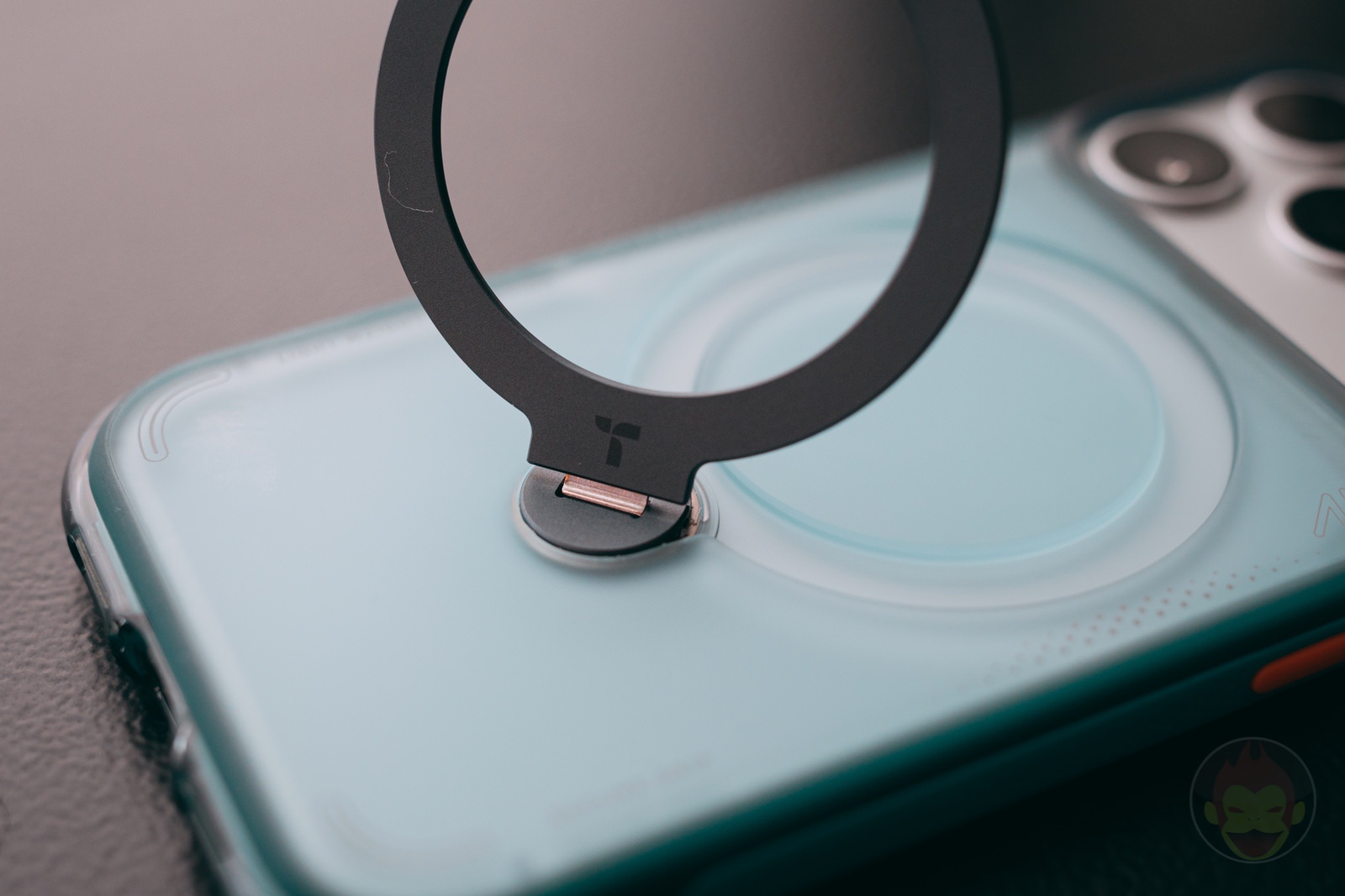 TORRAS Ostand Q3 Air 03