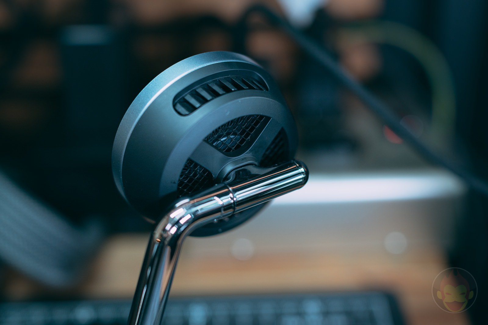 Anker Prime Wireless Charging Station 3 in 1 MagGo AirCool DockStand Review 02