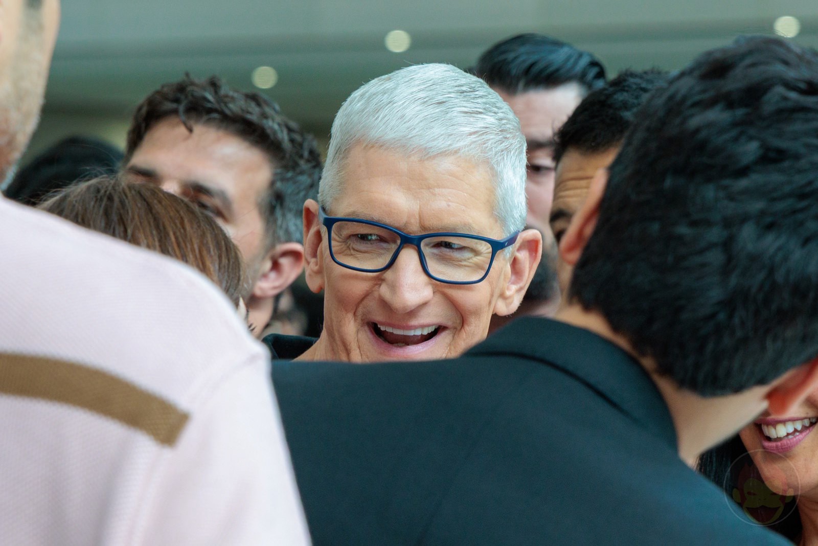 Tim-Cook-at-Awe-Dropping-event-01.jpg Tim Cook at Awe Dropping event 01