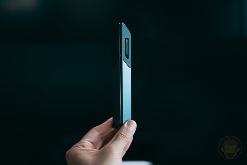 小さくて、軽い。邪魔じゃない「持ち運べるノートPCスタンド」誕生