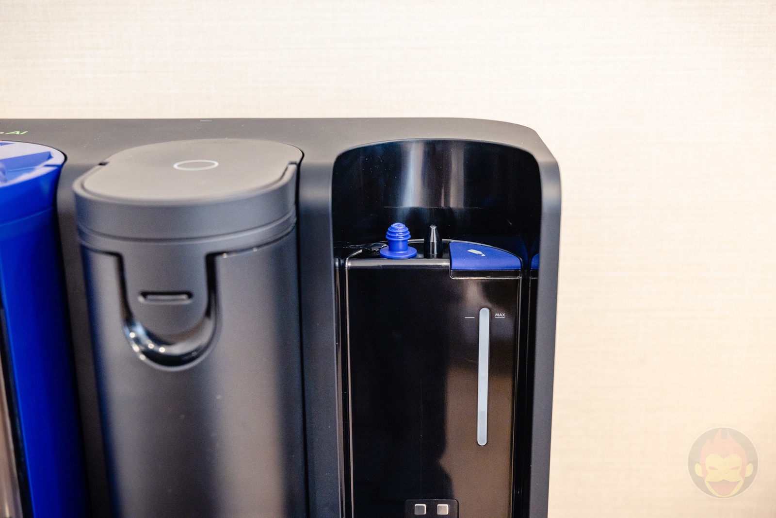 Dyson Spot Scrub AI robot Vaccuum Cleaner 30