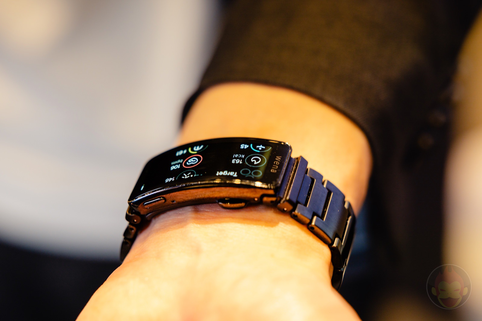 Wena X Crowdfunding soon Hands On 06