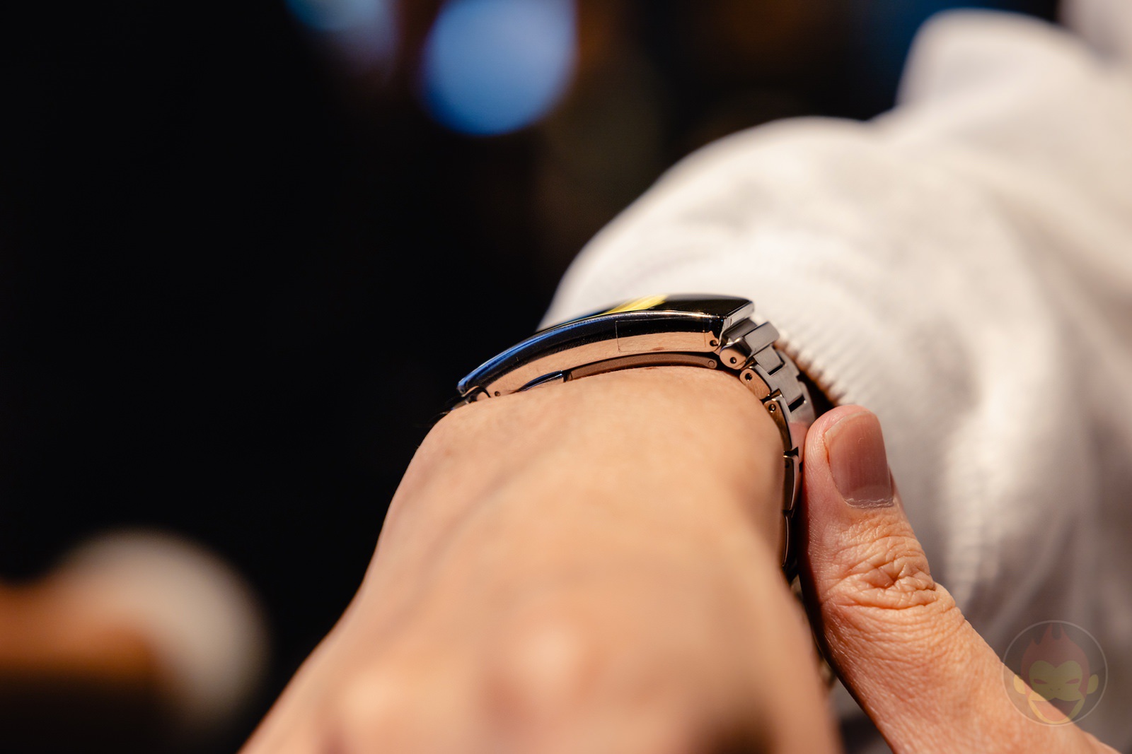 Wena X Crowdfunding soon Hands On 19