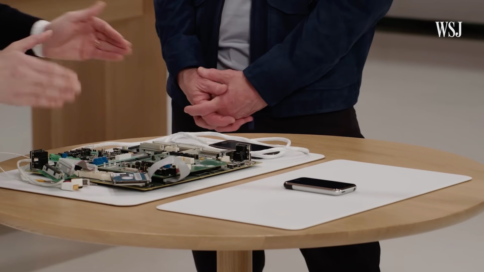 Early Prototypes of iPhone Circuit Board