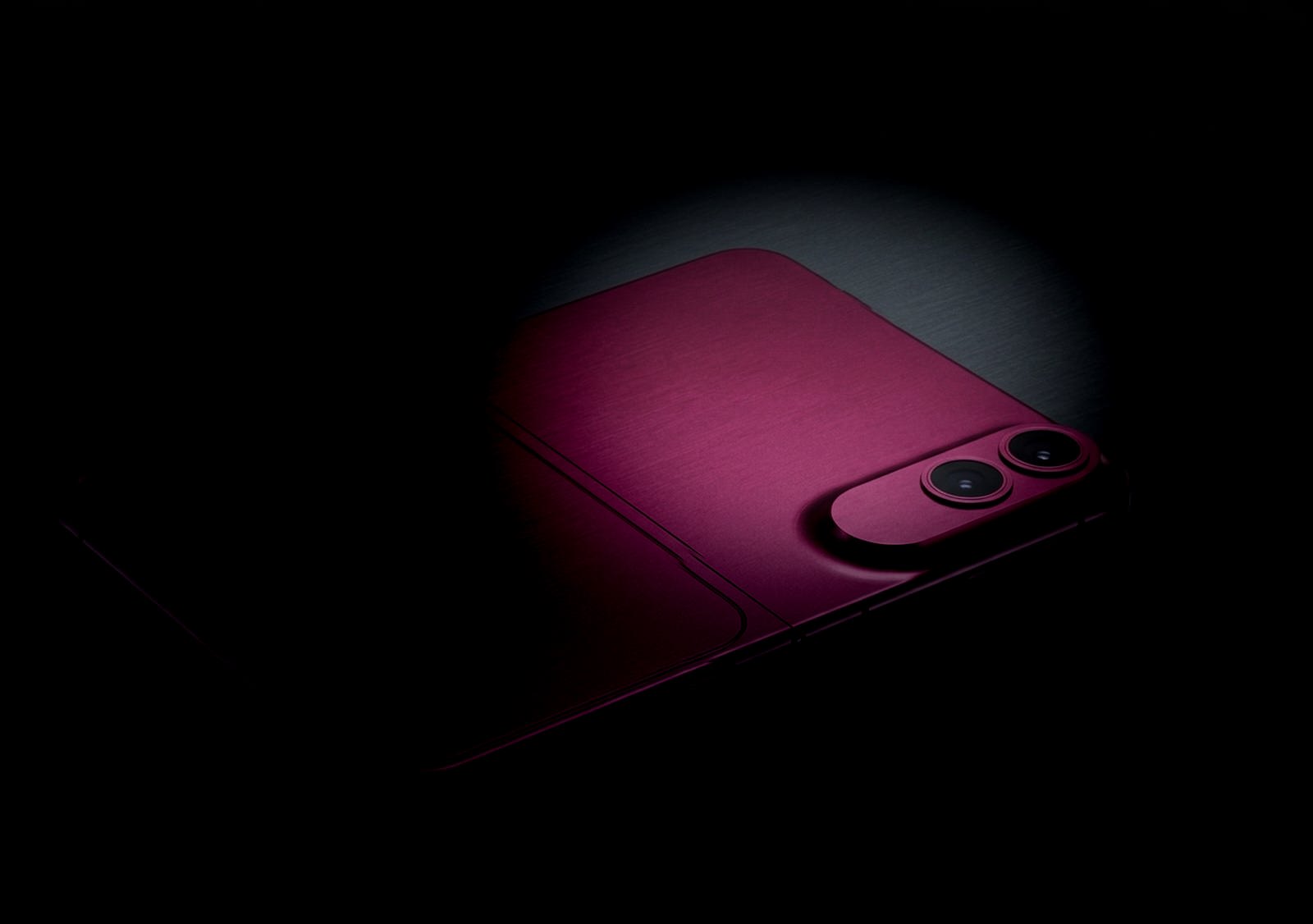 Iphone Fold or ultra concept image