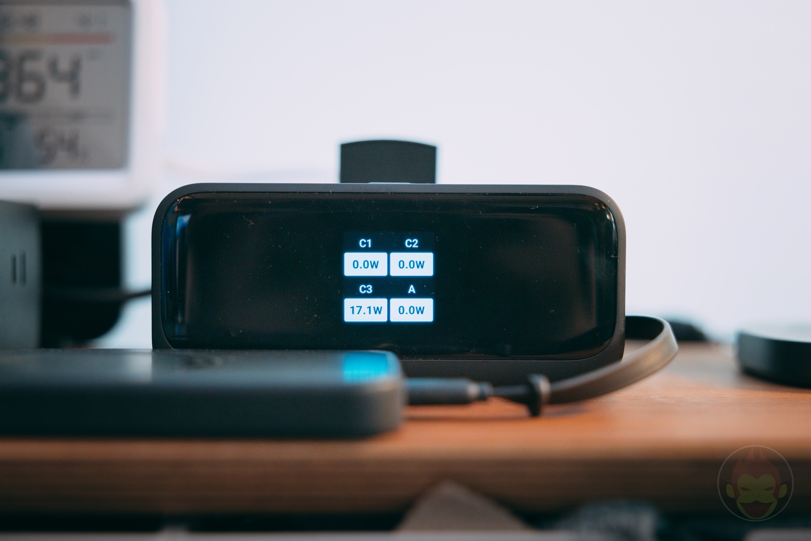 My Charging Deskshelf inspired by youtuber 04